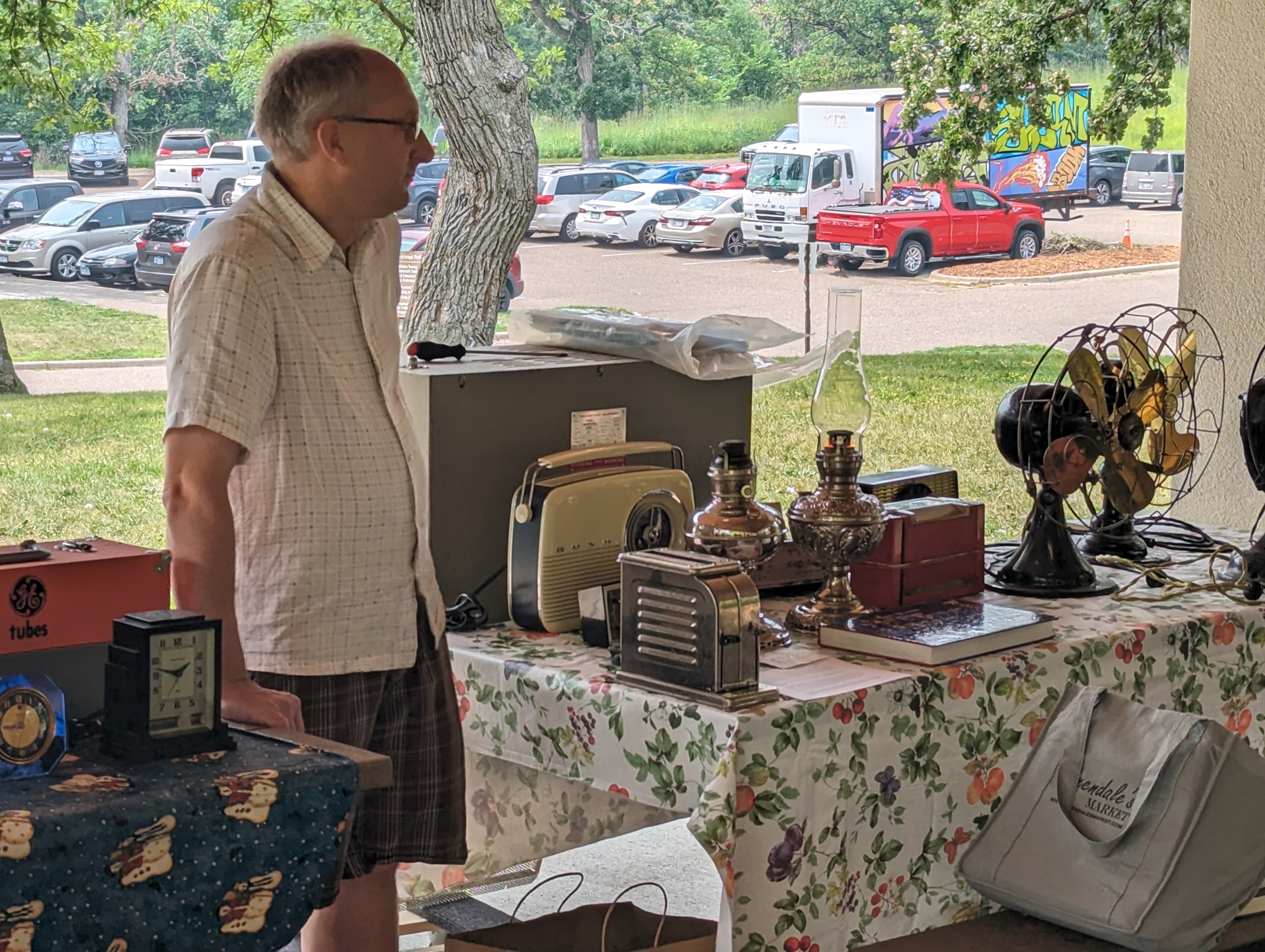 picnic show-and-tell